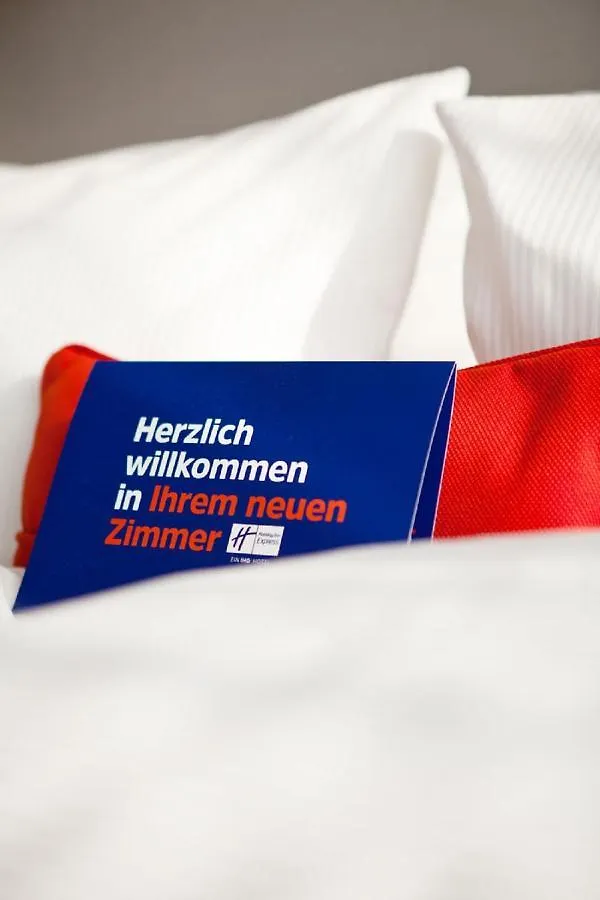 ホテル Holiday Inn Express Munich - Olympiapark By Ihg