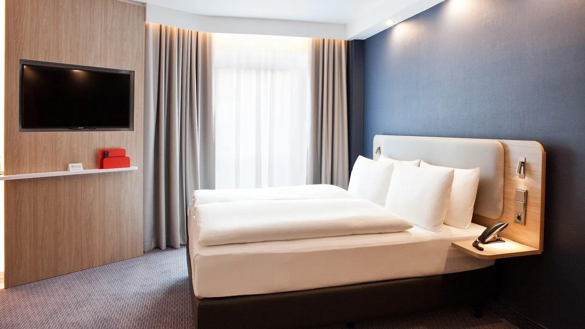 Holiday Inn Express Munich - Olympiapark By Ihg ホテル