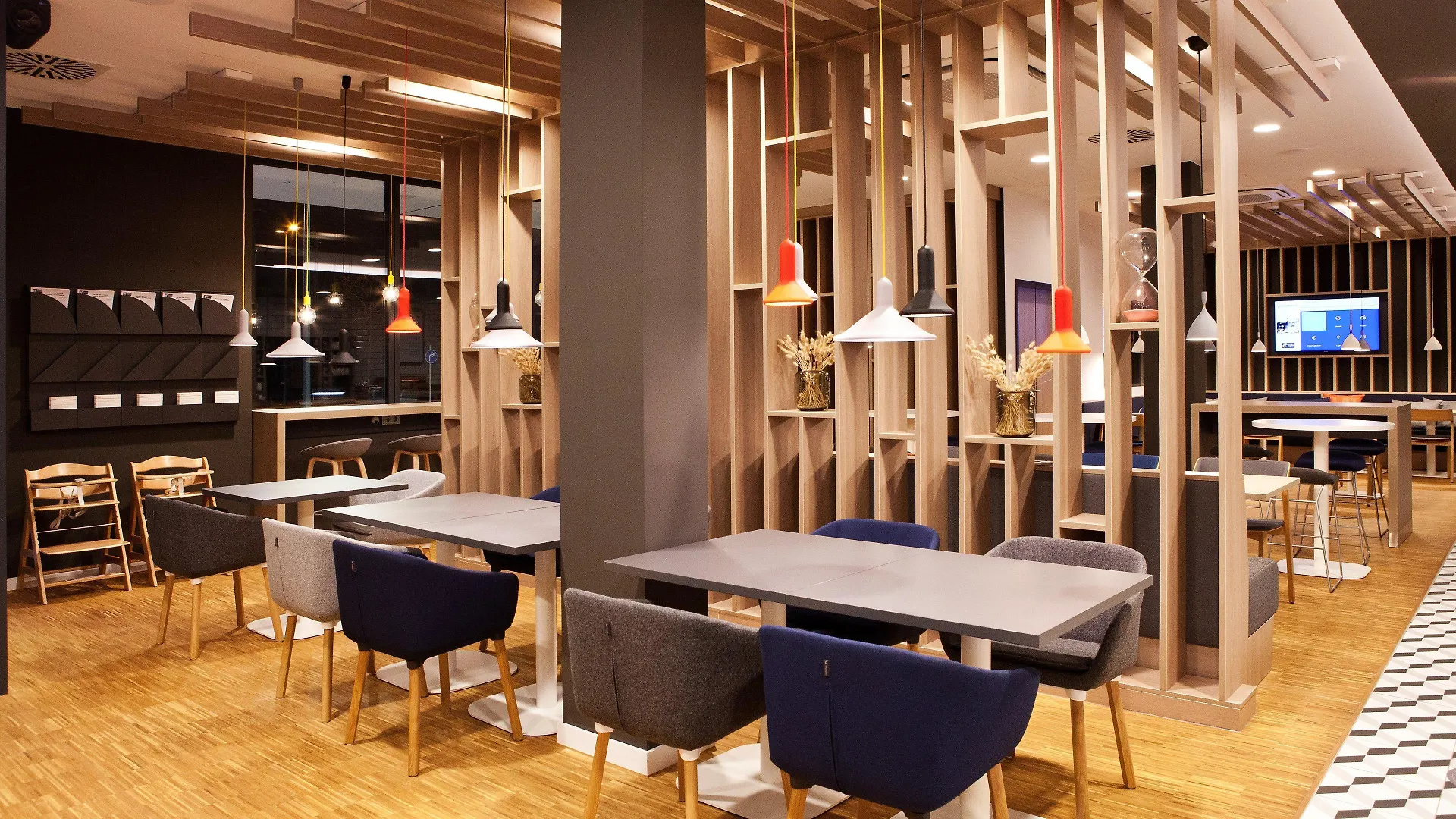 ホテル Holiday Inn Express Munich - Olympiapark By Ihg