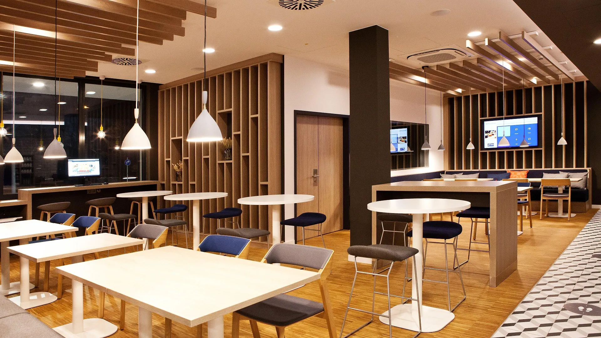 *** Hotel Holiday Inn Express Munich - Olympiapark By Ihg Německo